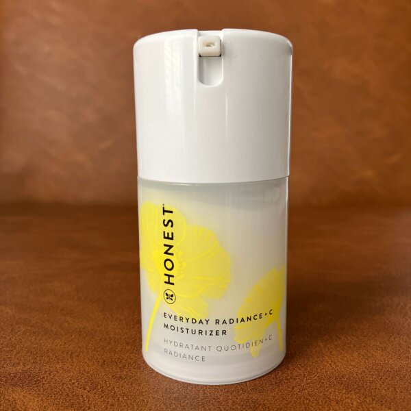 Skincare Spotlight: Everyday Radiance Vitamin C Moisturizer Review